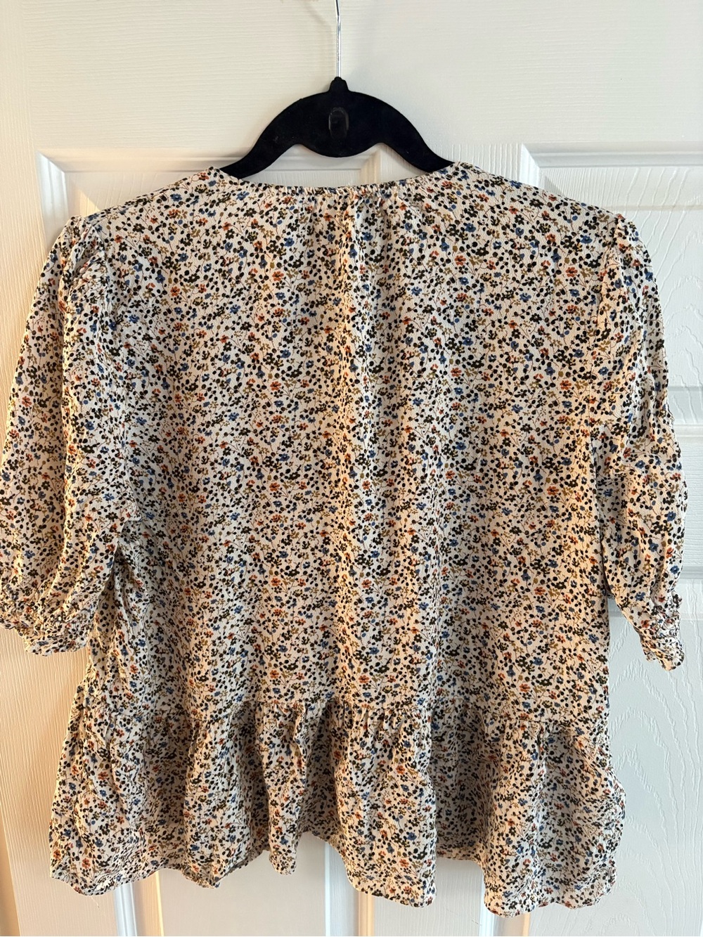 Madewell short sleeve blouse floral puff sleeve women's size M - Picture 2 of 5